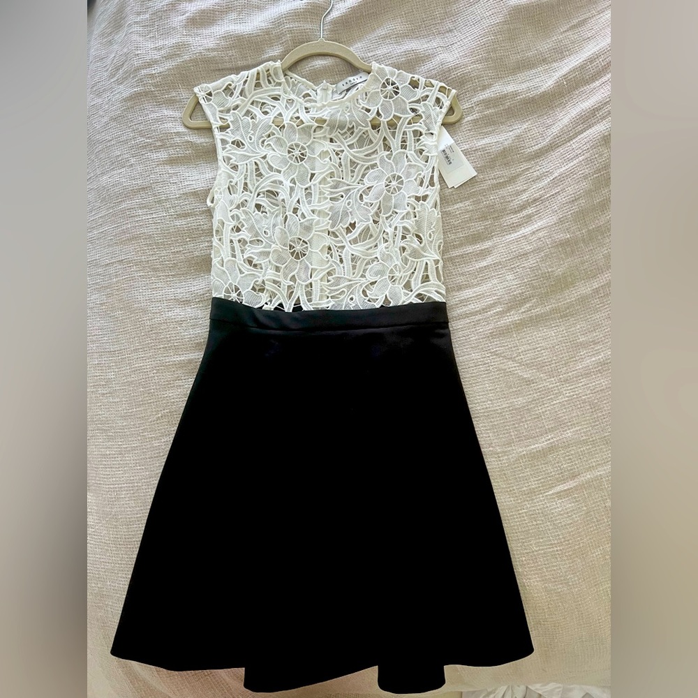 NWT Sandro Black and White Embroidered Dress Size: 2 / Medium